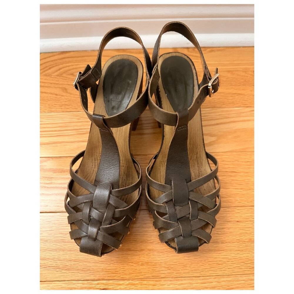 Topshop Brown Woven Leather T-Strap Sandal Heels